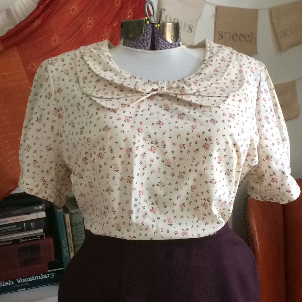 Beautiful, barely-worn classic blouse